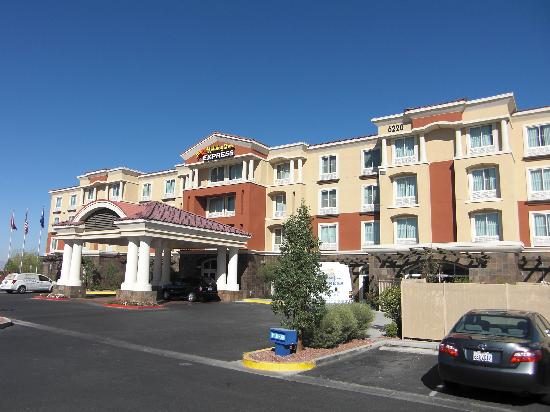 Holiday Inn Express & Suites Las Vegas Sw – Spring Valley By IHG