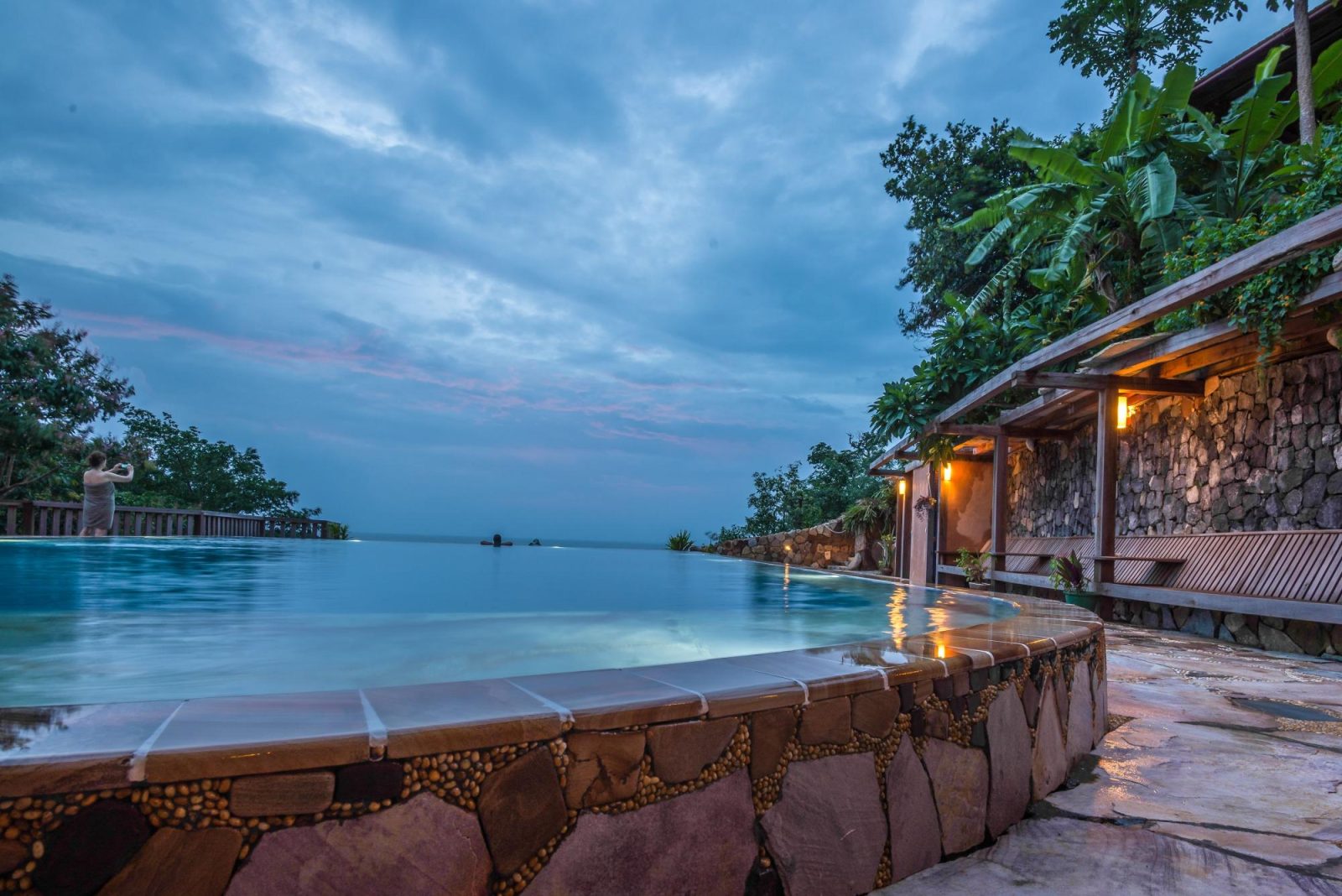 veranda natural hotel kep