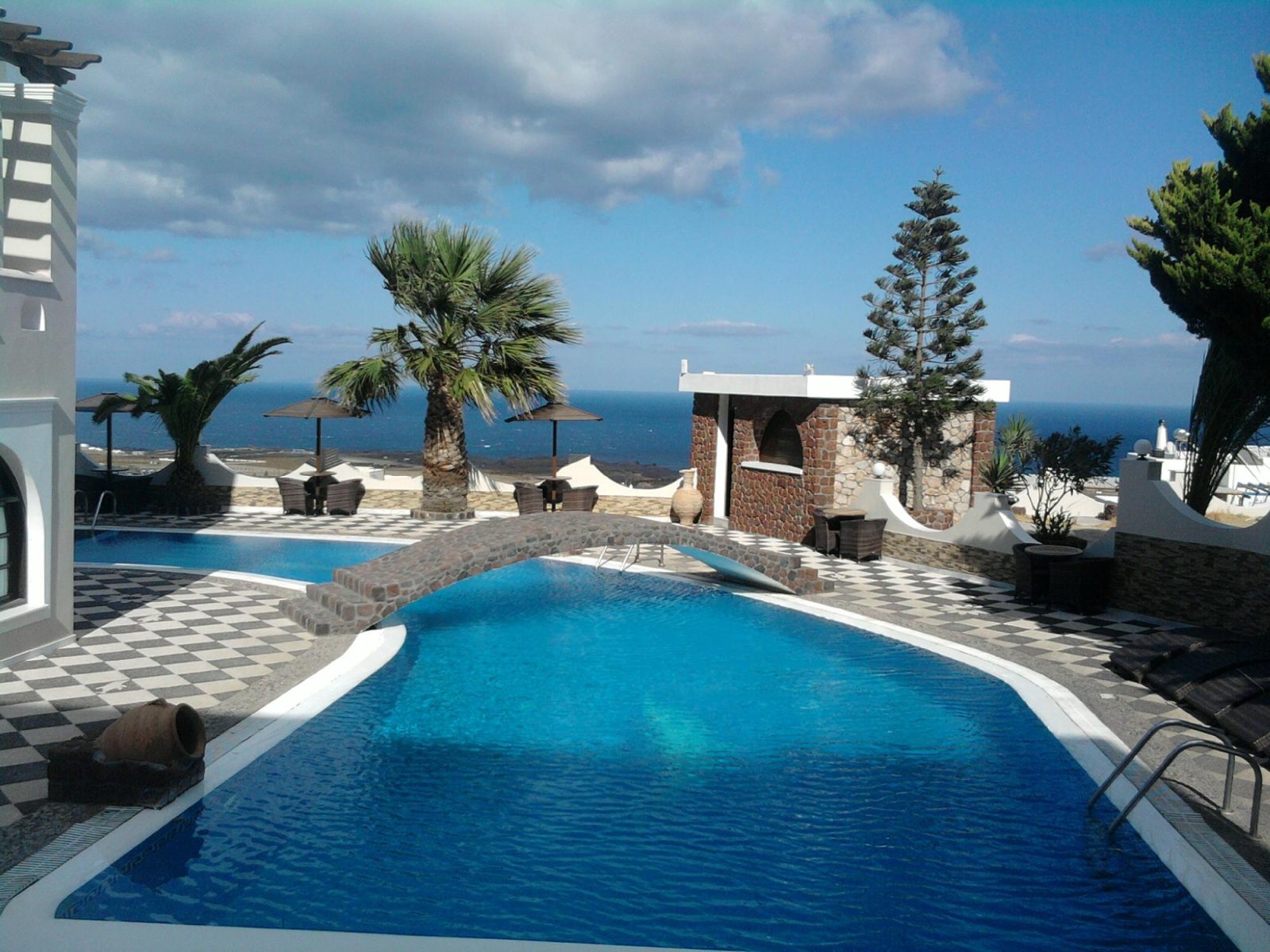 blue hotel fira