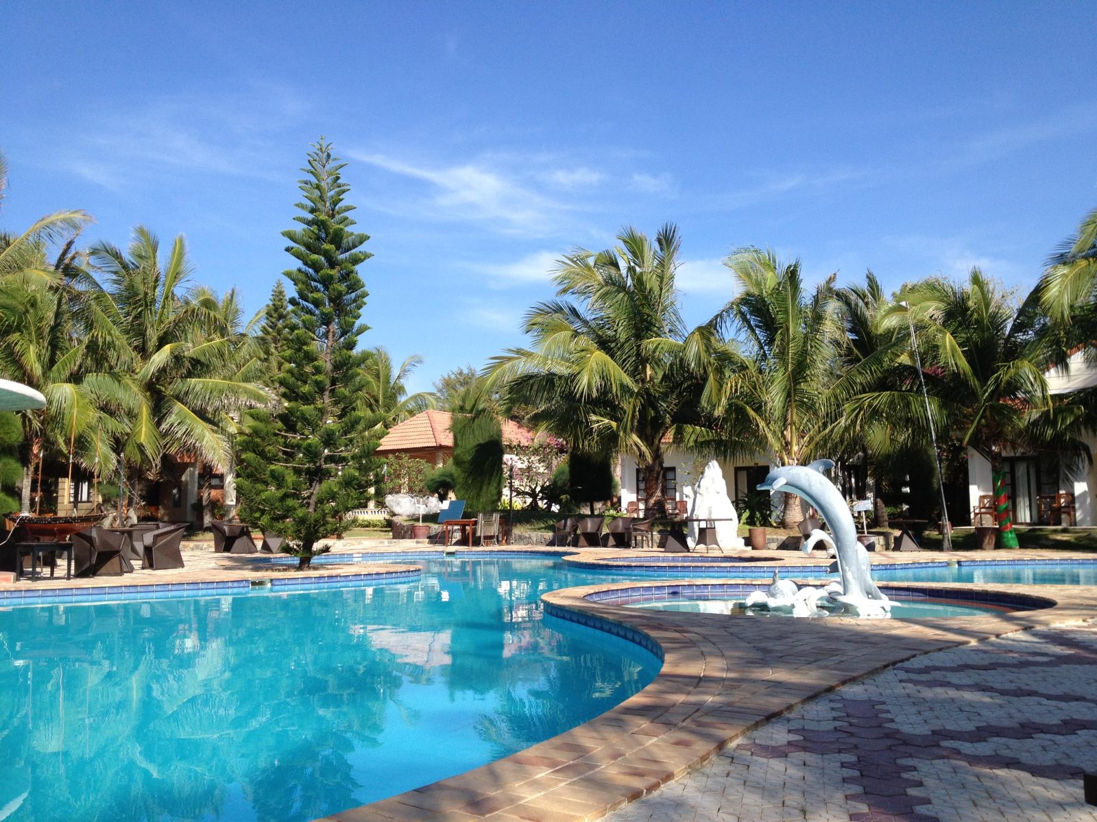 malibu hotel phan thiet