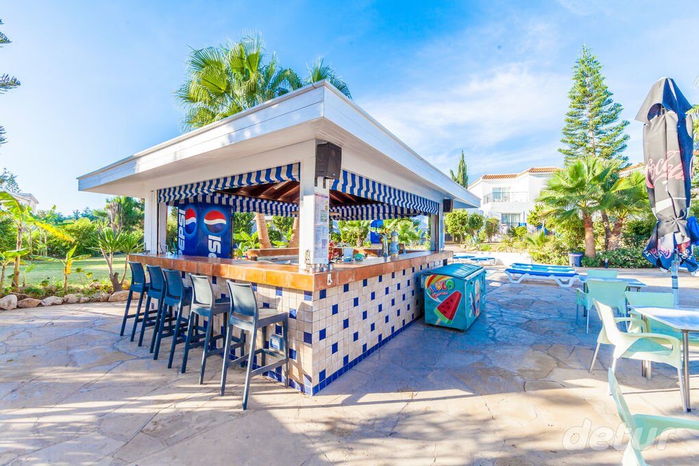 andreotis hotel protaras
