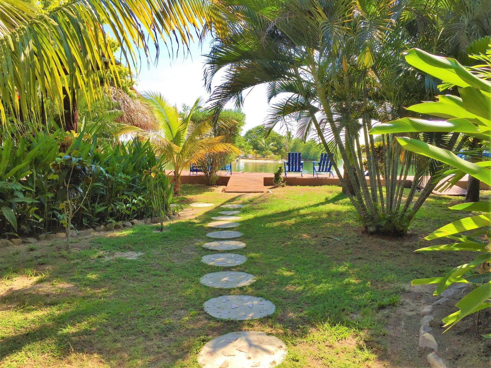 Captain Jak's Cabanas