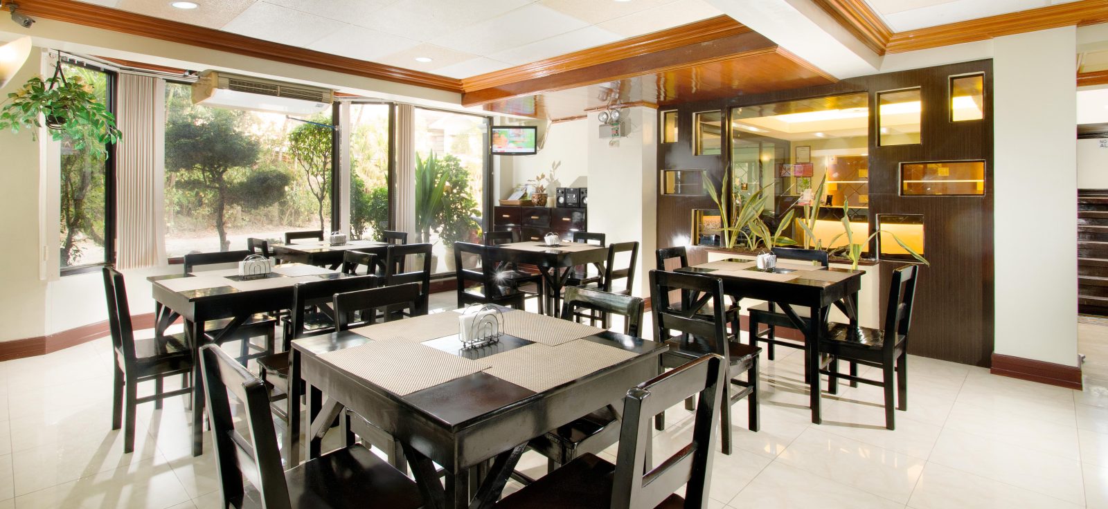 vest pension house hotel bohol island