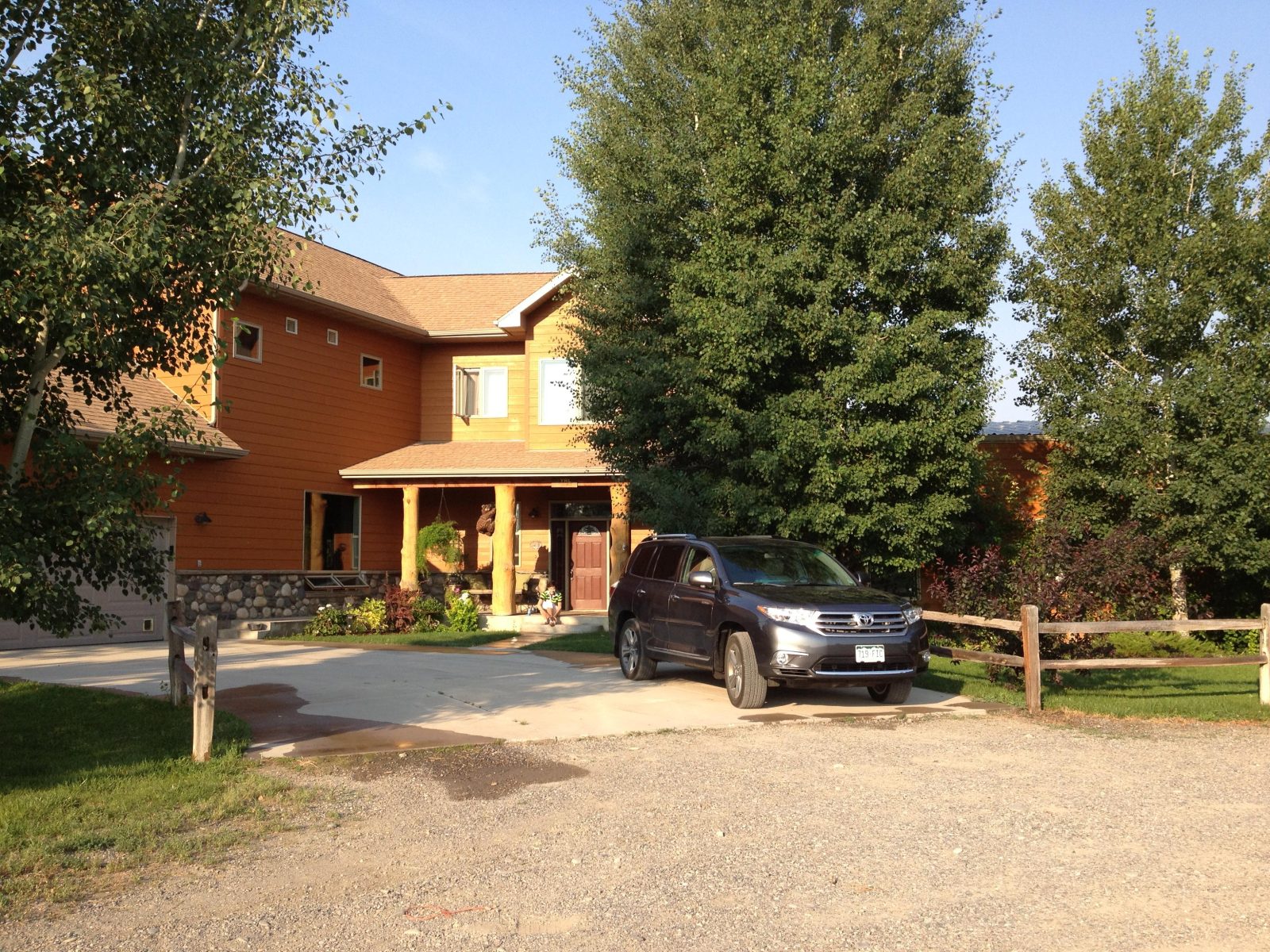 yellowstone river hotel