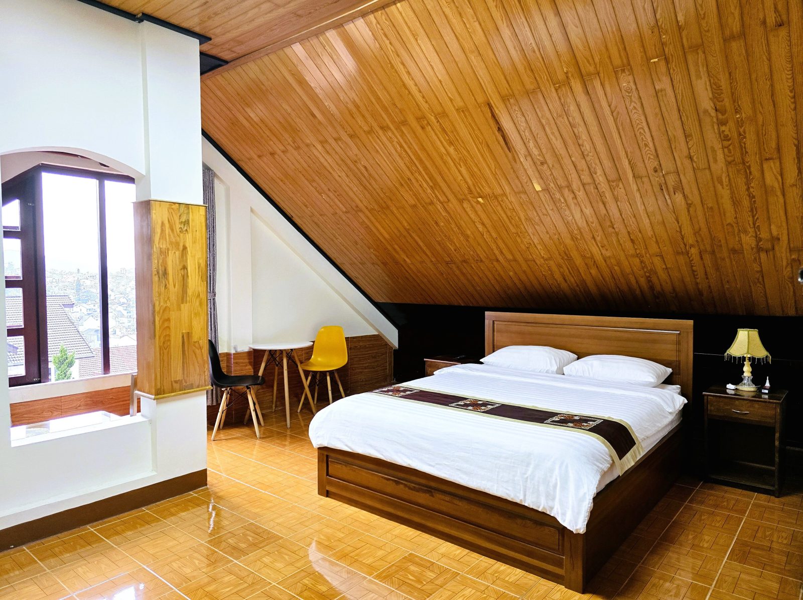 villa pink house hotel dalat
