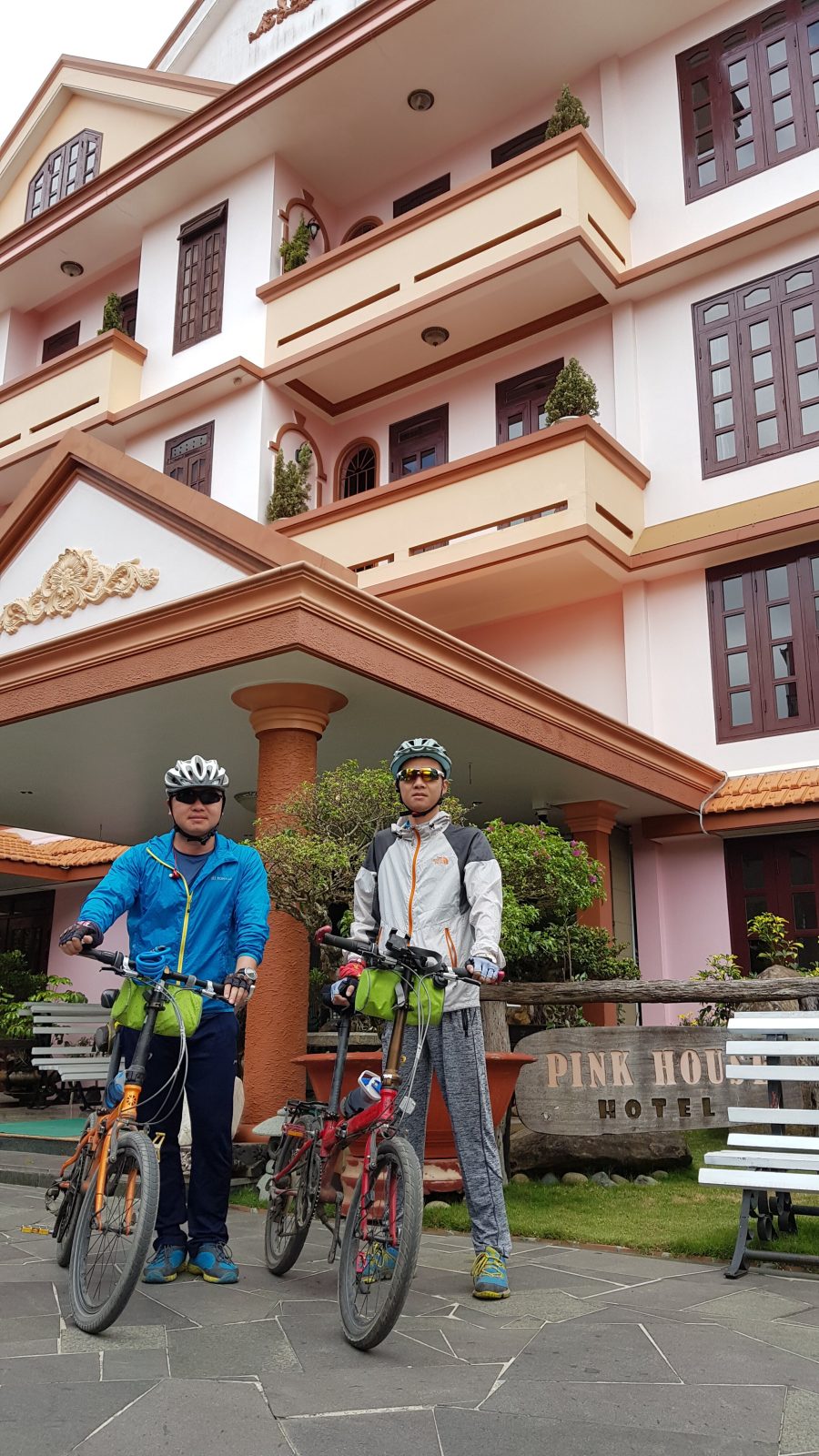 villa pink house hotel dalat
