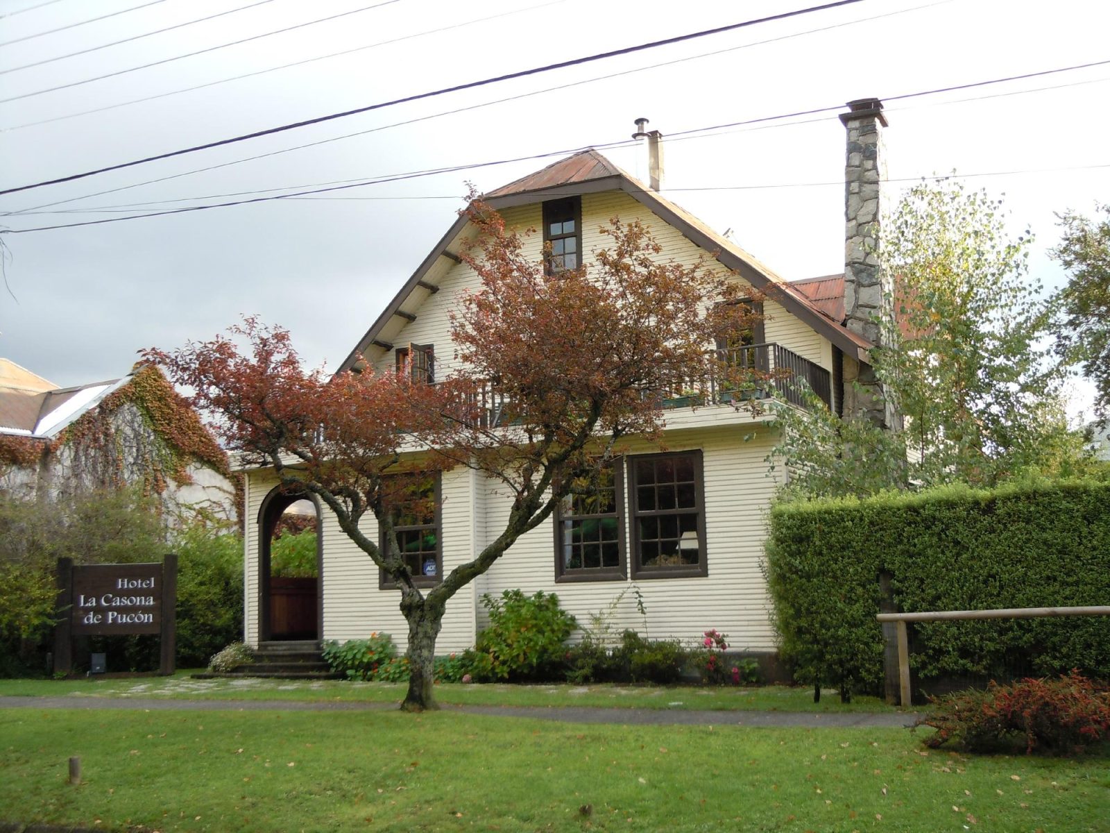 Hotel La Casona de Pucon