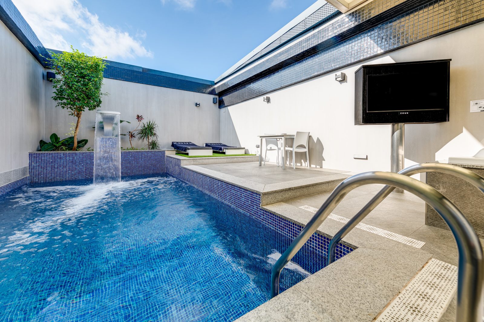 Zouk Hotel