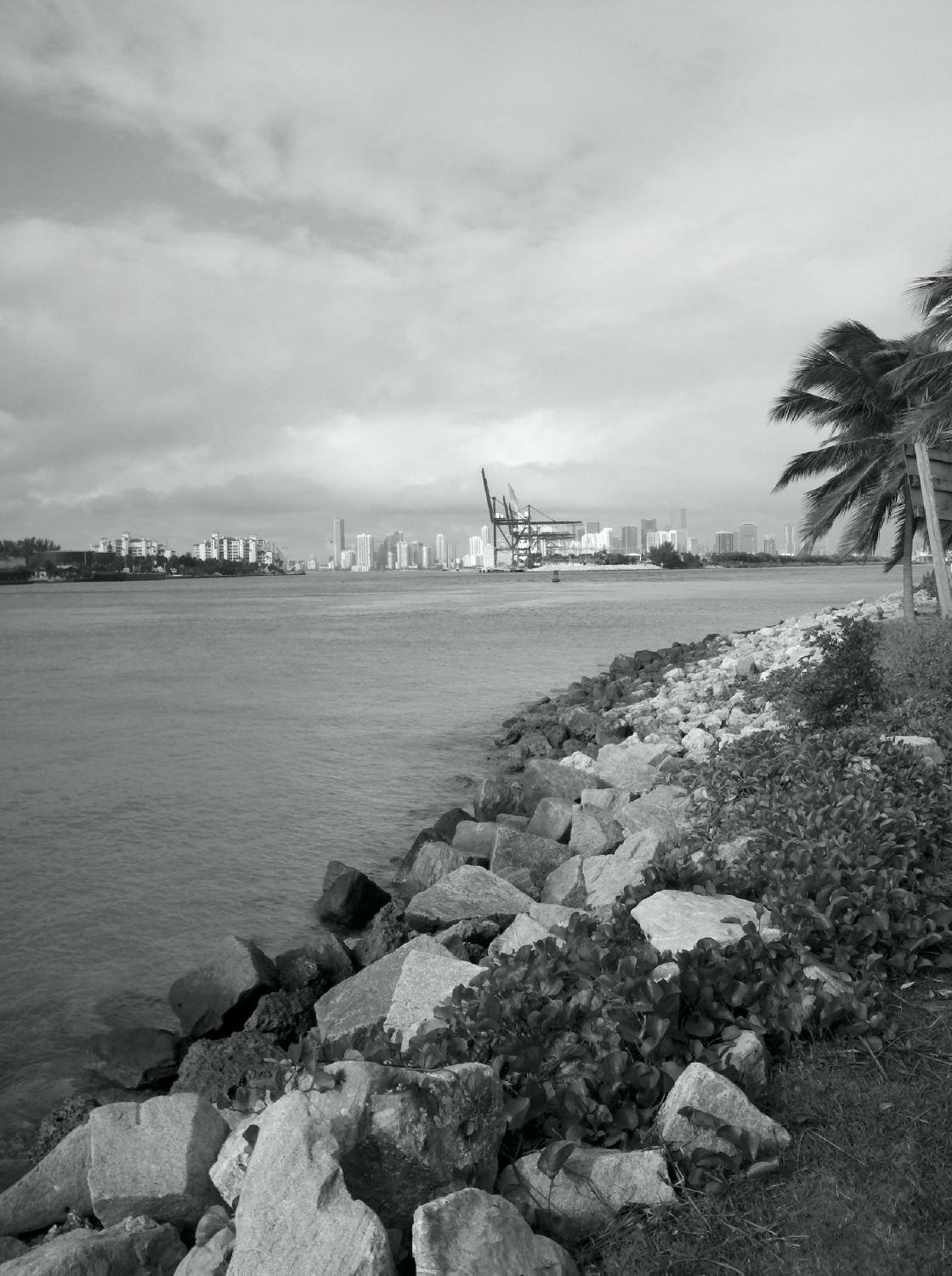 The Met South Beach