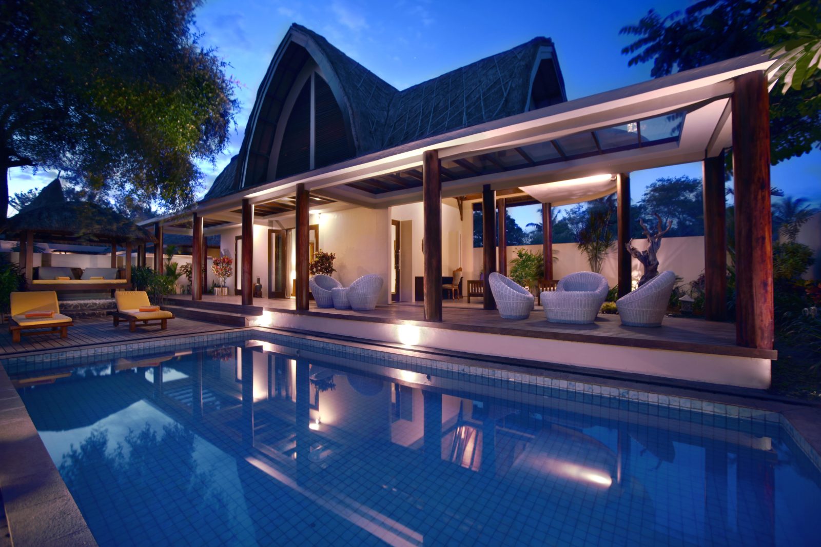 ASTON Sunset Beach Resort - Gili Trawangan