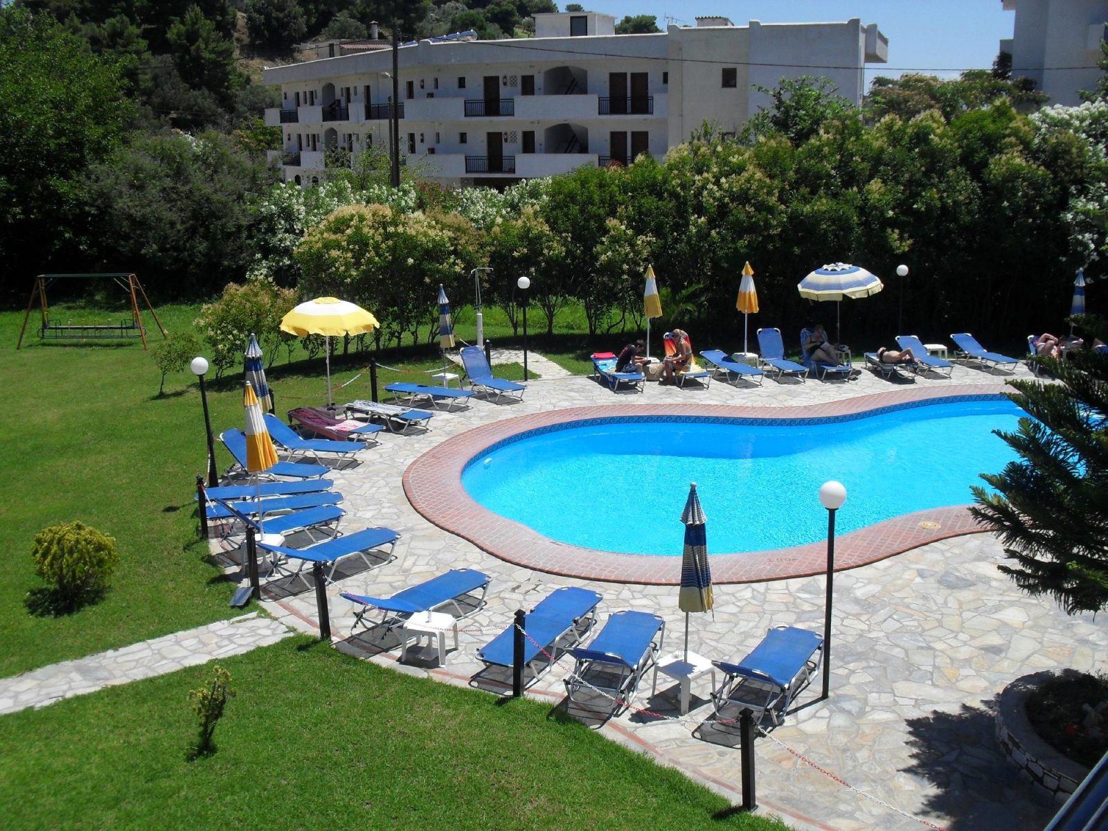 maria yiannis apartments hotel skiathos