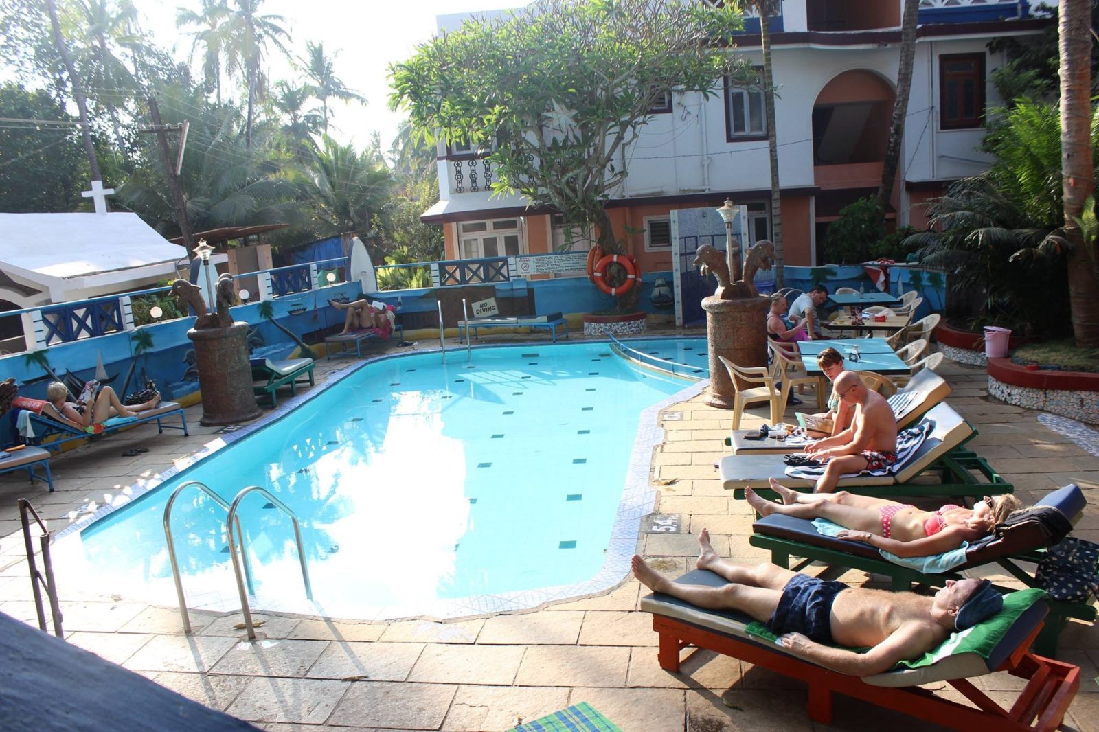 lui beach hotel candolim