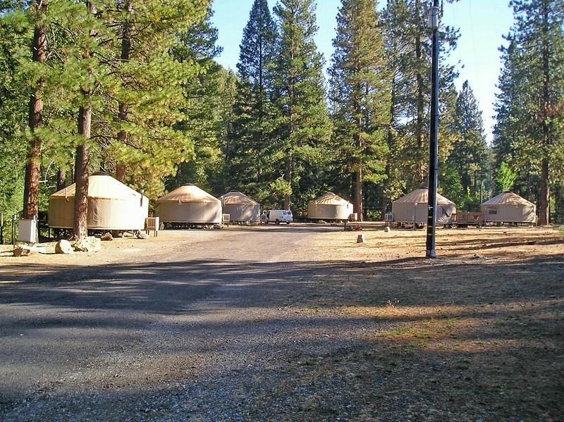 yosemite lakes cabins and hostel