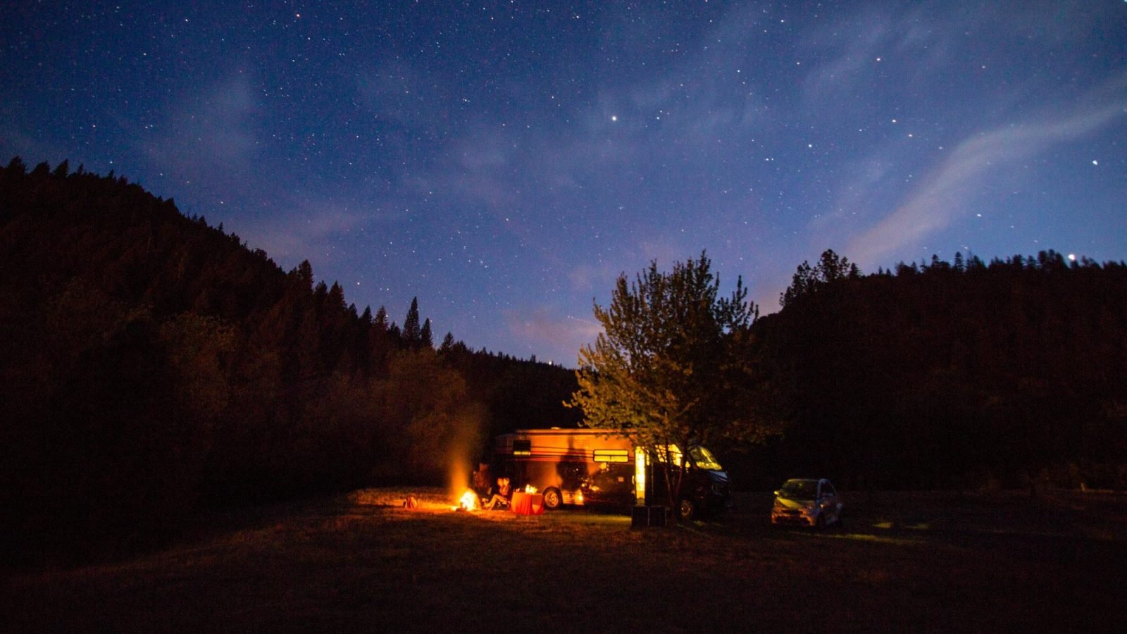 yosemite lakes cabins and hostel