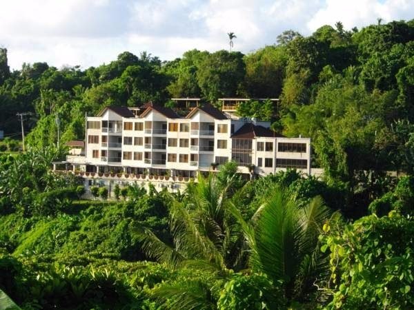 cliffside hotel koror