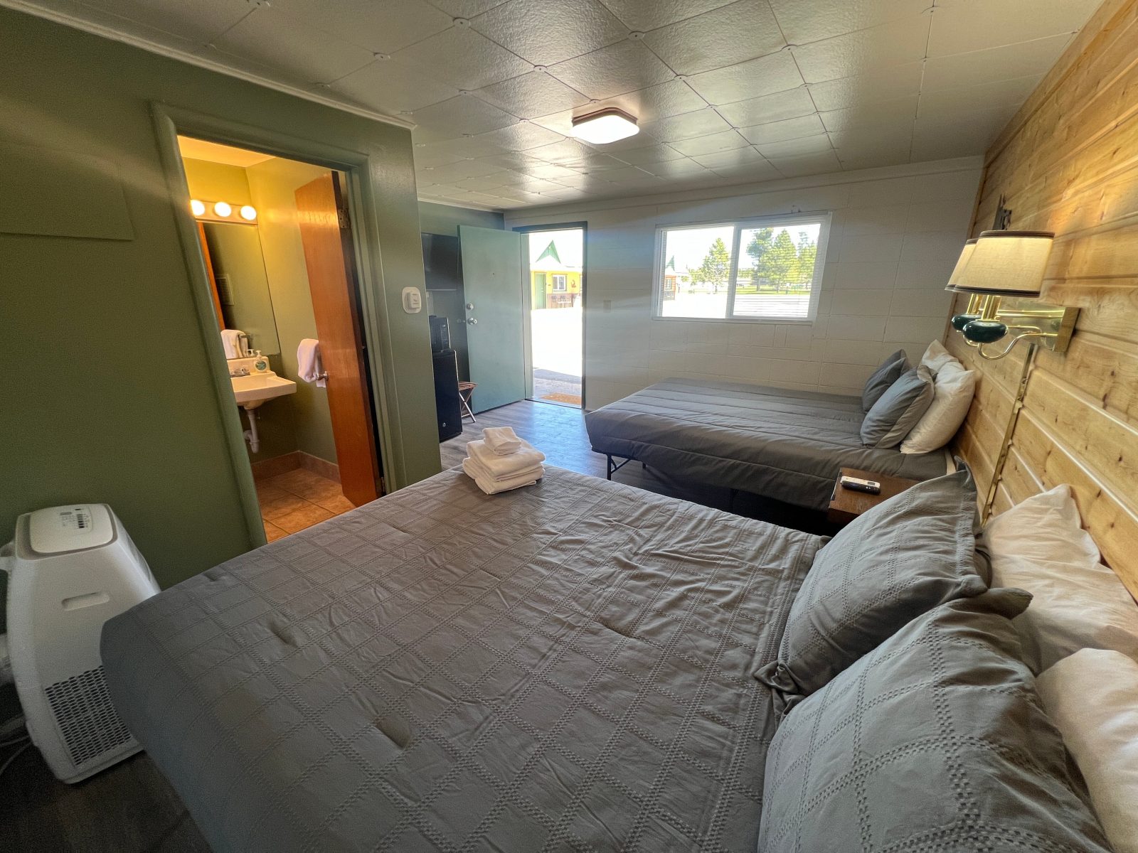 One Horse Motel