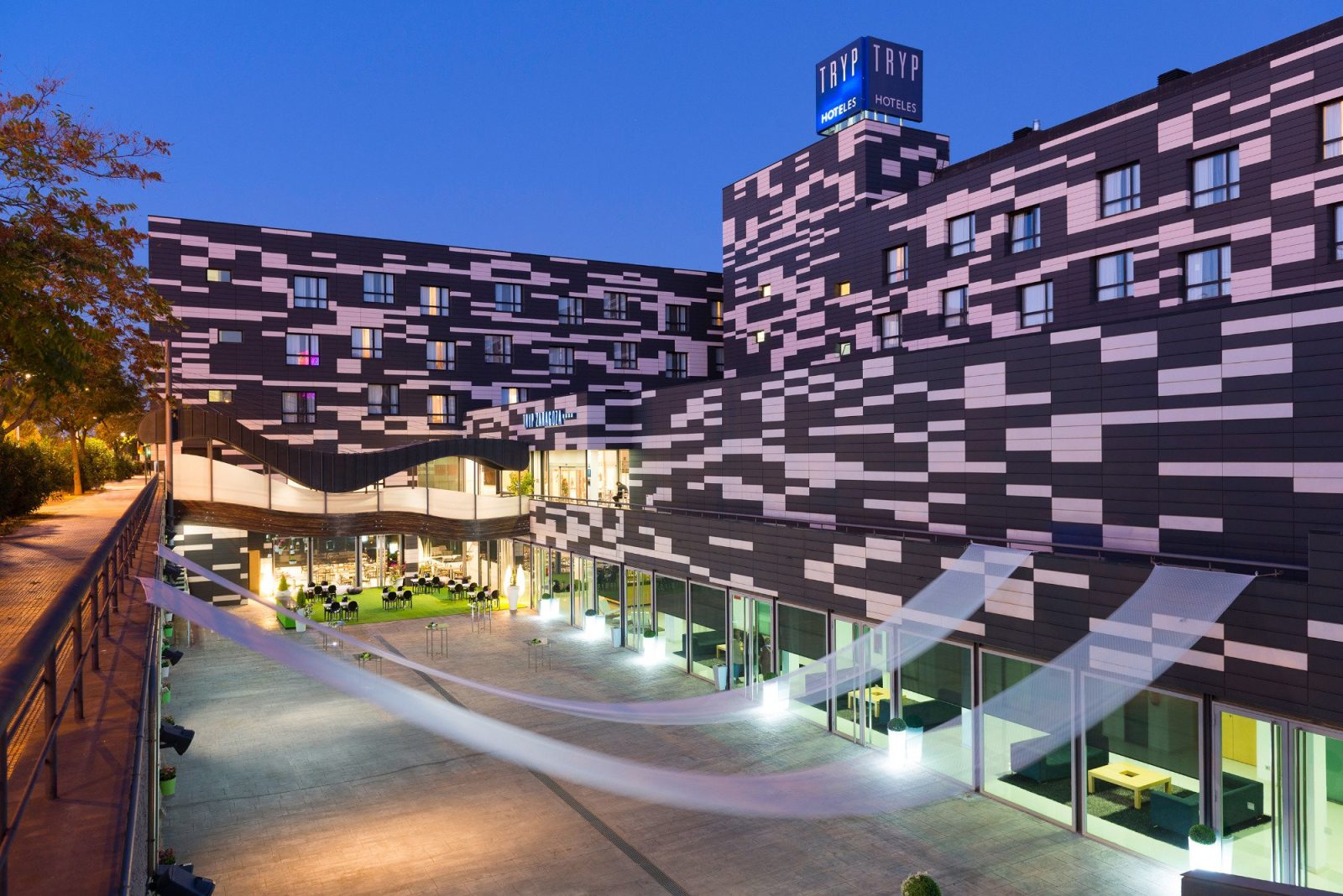 Hotel Zentral Ave