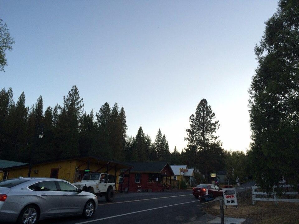 Yosemite International Hostel