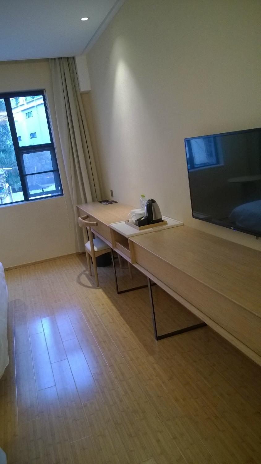 Ji Hotel Zhuhai Gongbei Kouan