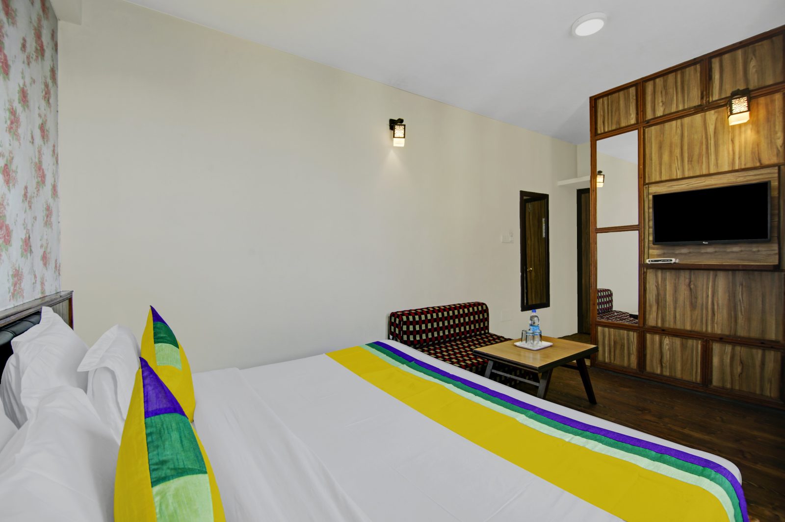 Itsy By Treebo - Crystal Palace Shimla