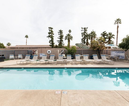 vista mirage hotel palm springs
