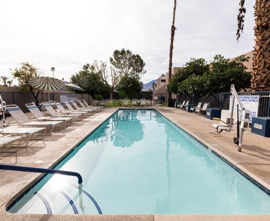 vista mirage hotel palm springs