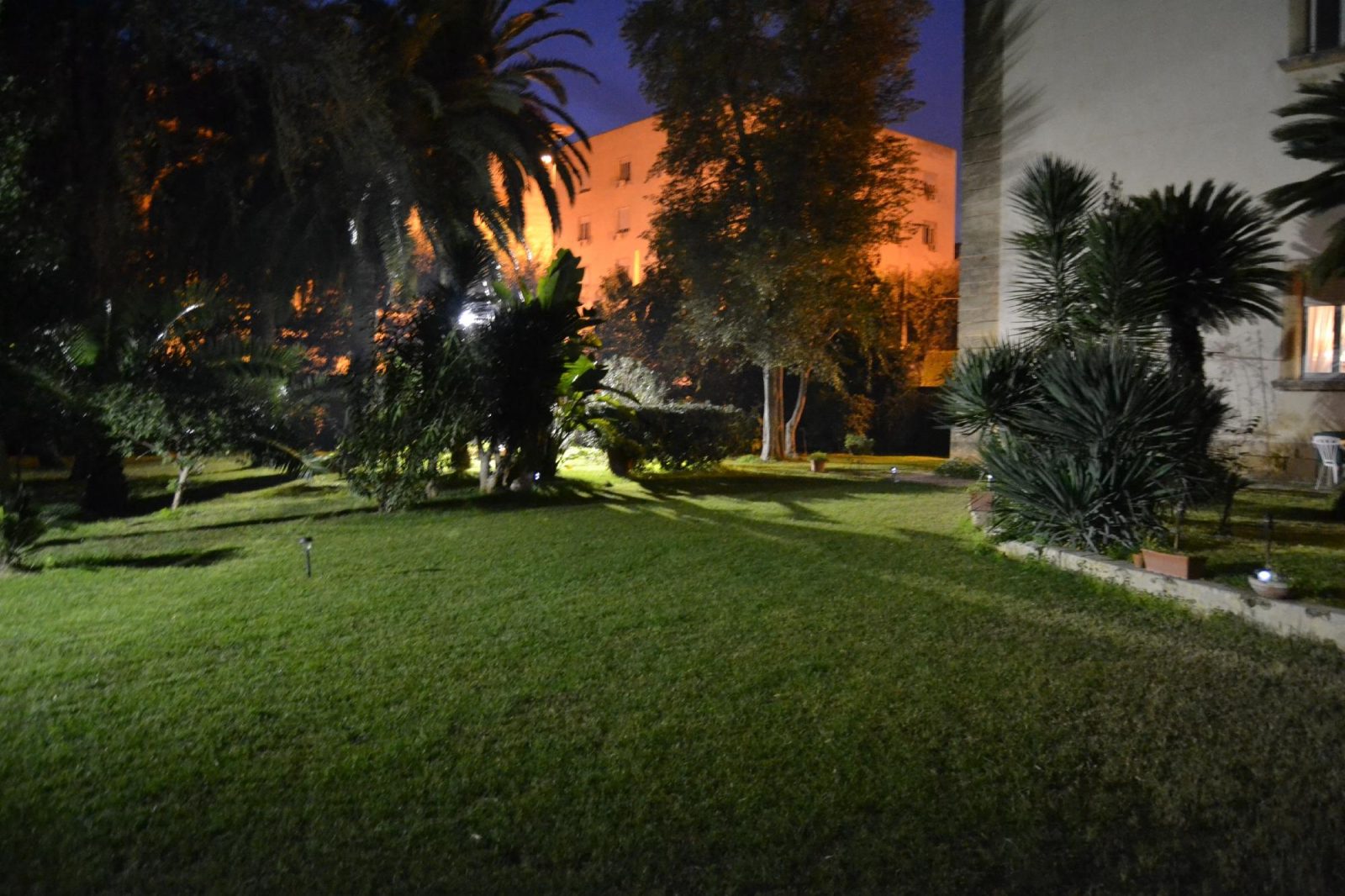 Aedes B&B - The Garden of Dreams