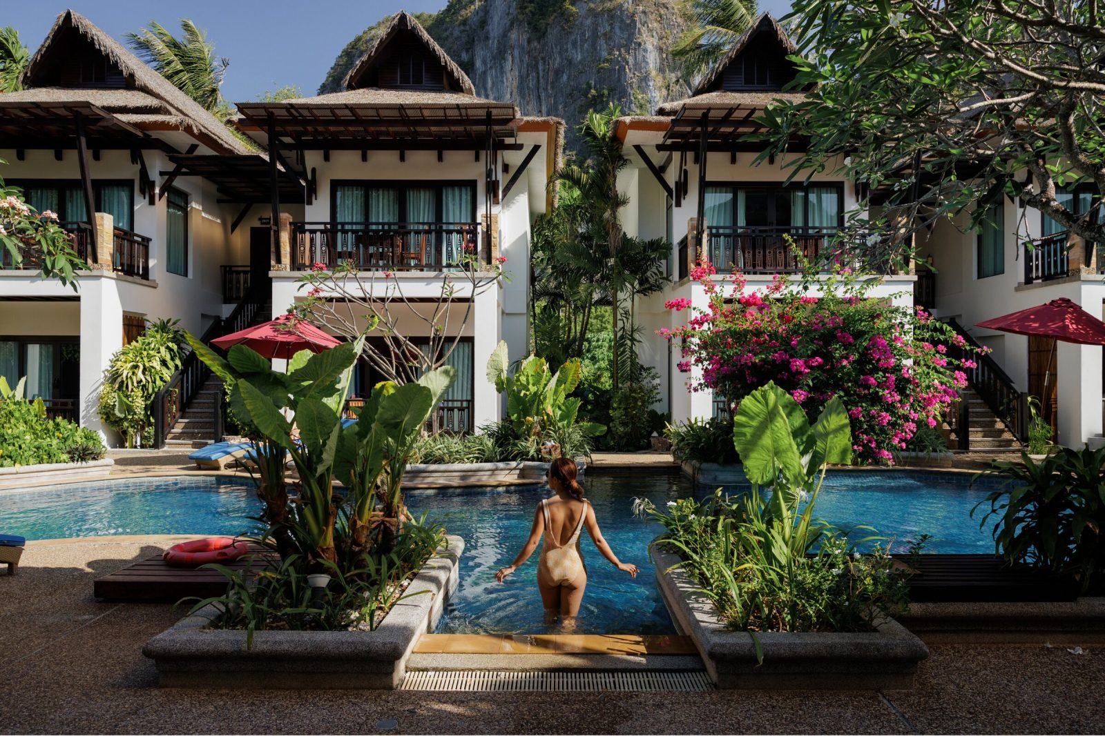 railay village hotel railay beach