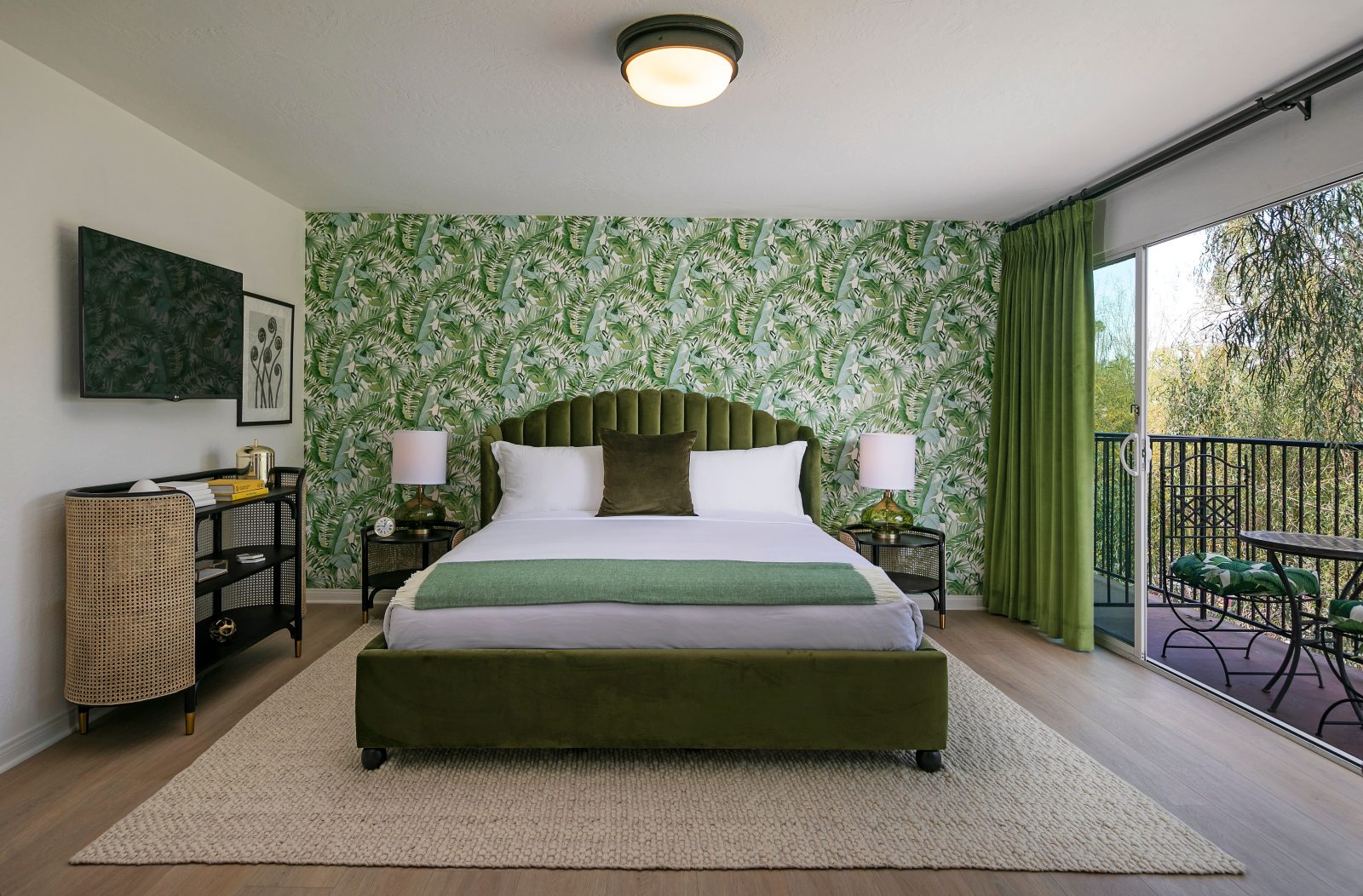 Colony Palms Hotel