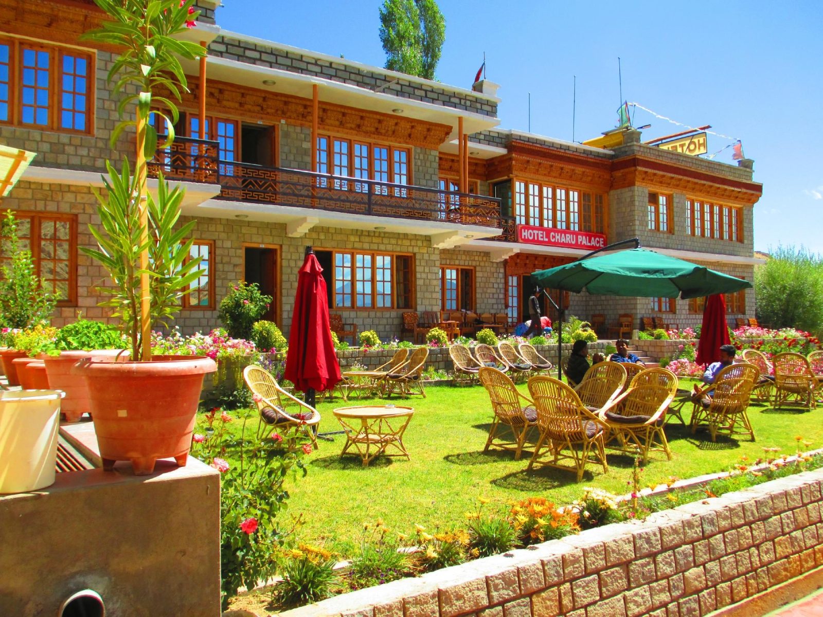 Hotel Charu Palace Leh