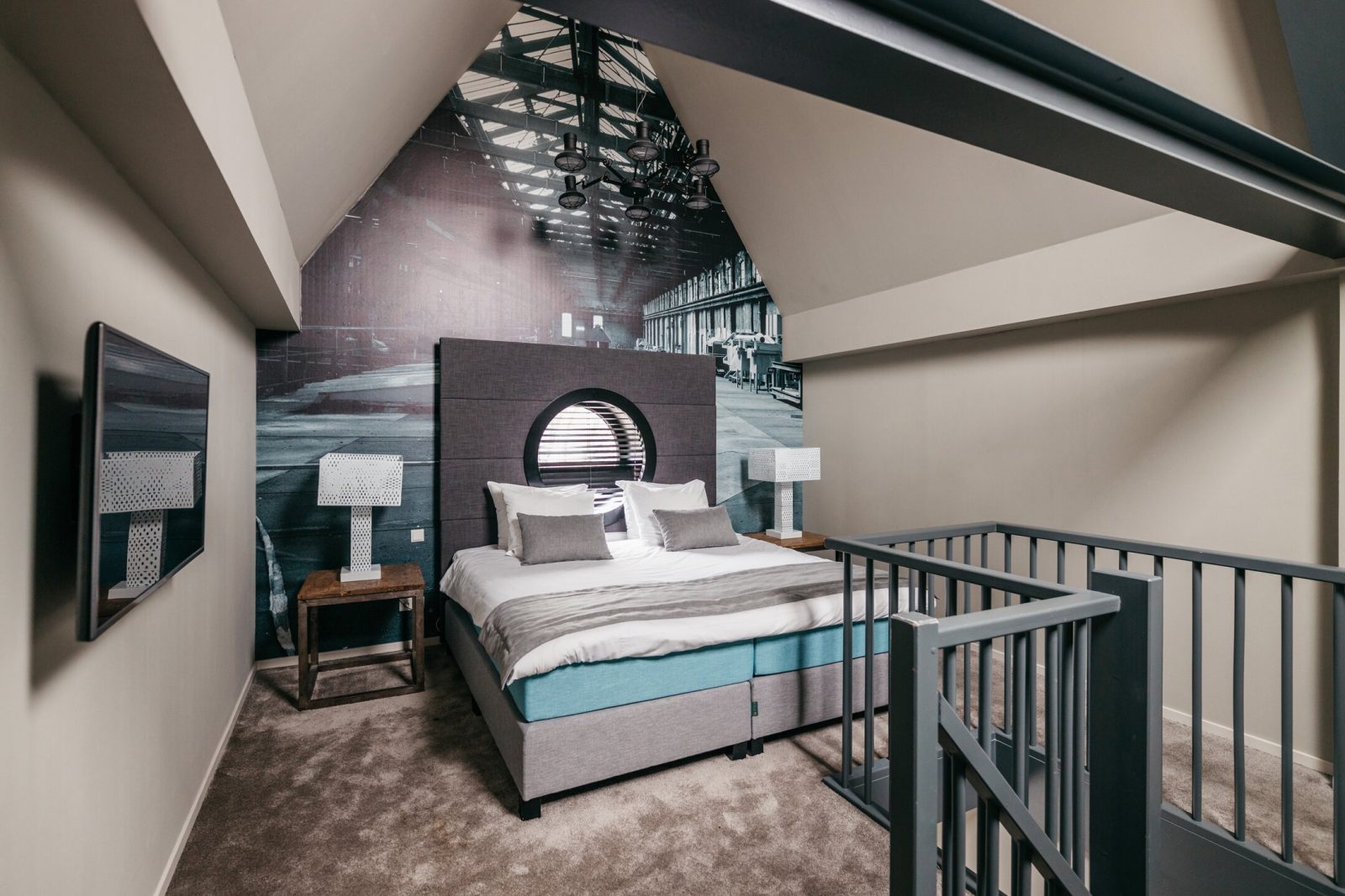 YAYS Amsterdam Maritime by Numa
