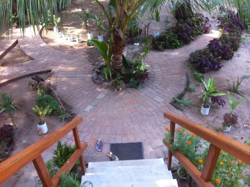 Ari's Arugam Bay Guest House