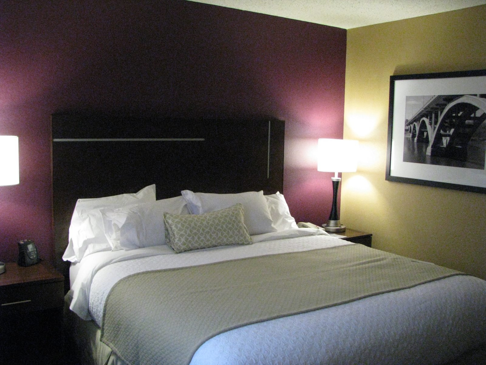 des moines embassy suites