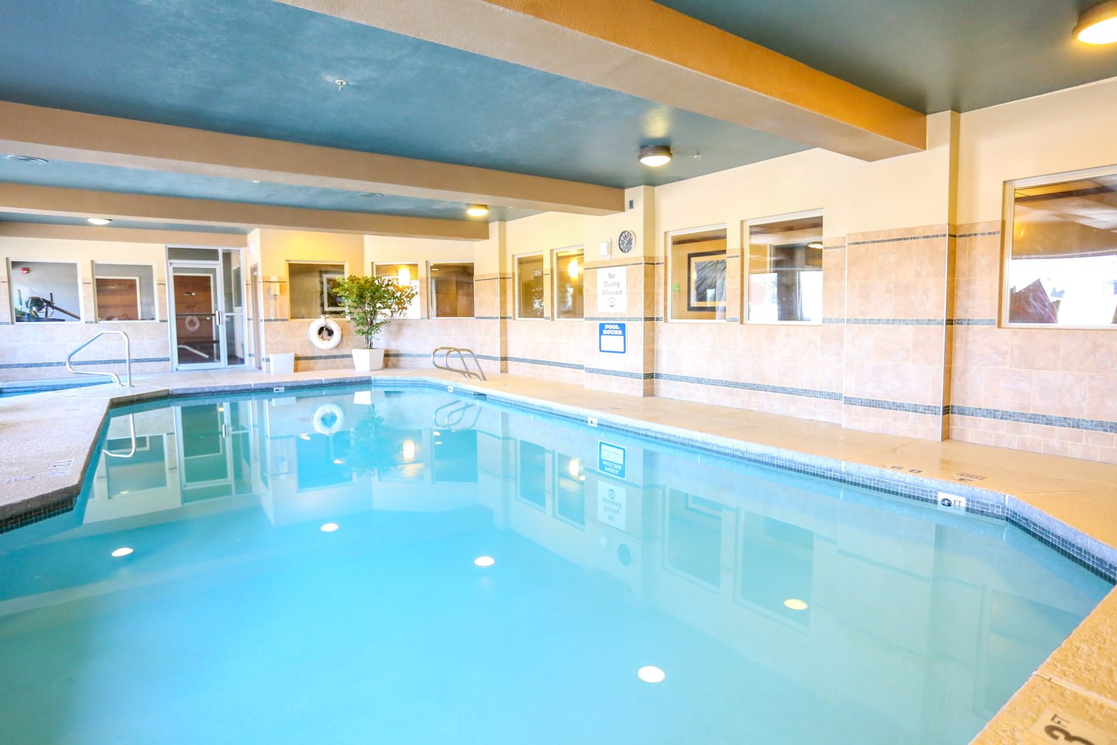 holiday inn - west yellowstone hotel west yellowstone