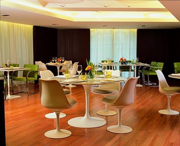 725 Continental Hotel
