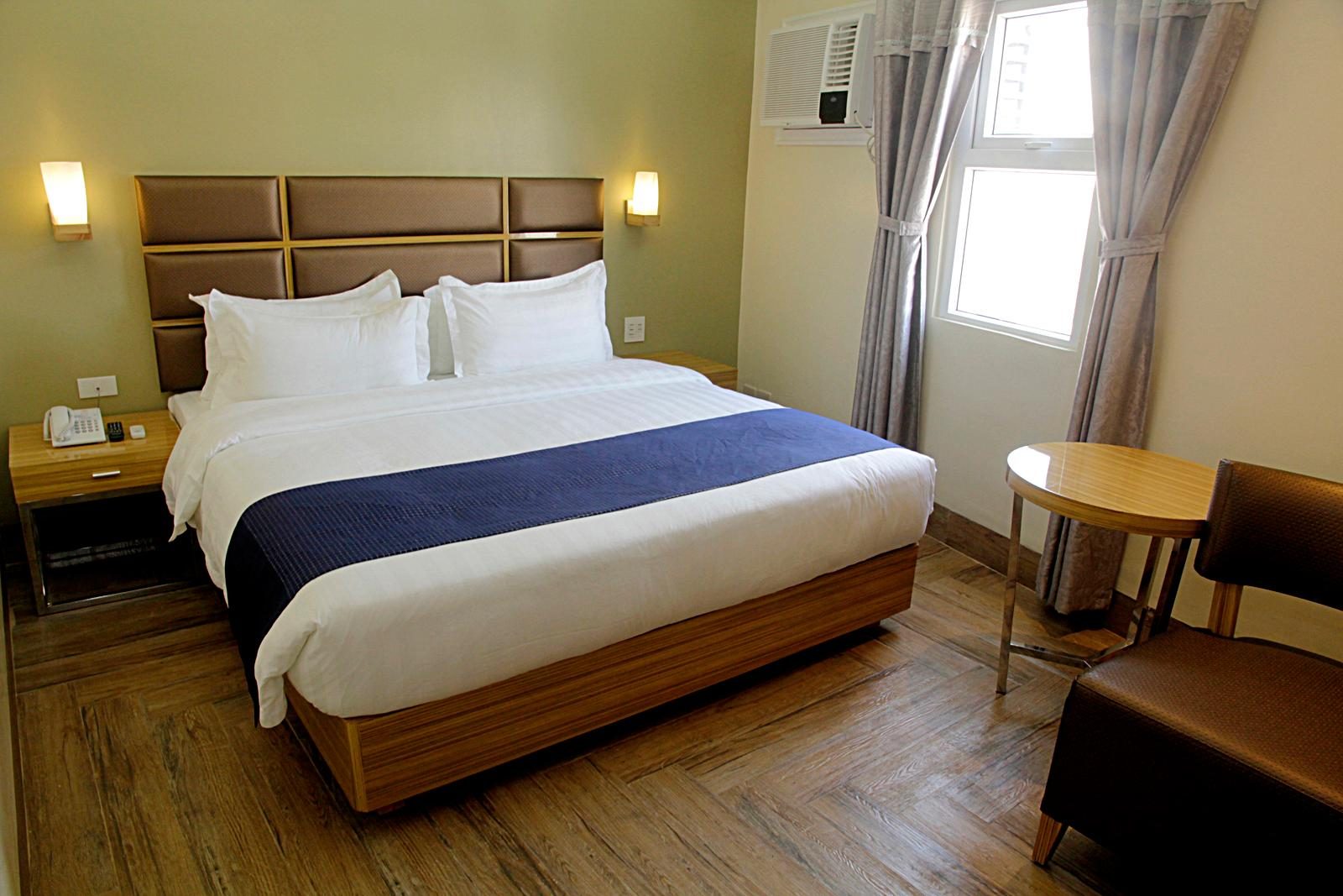 ZEN Rooms Sun Star Manila
