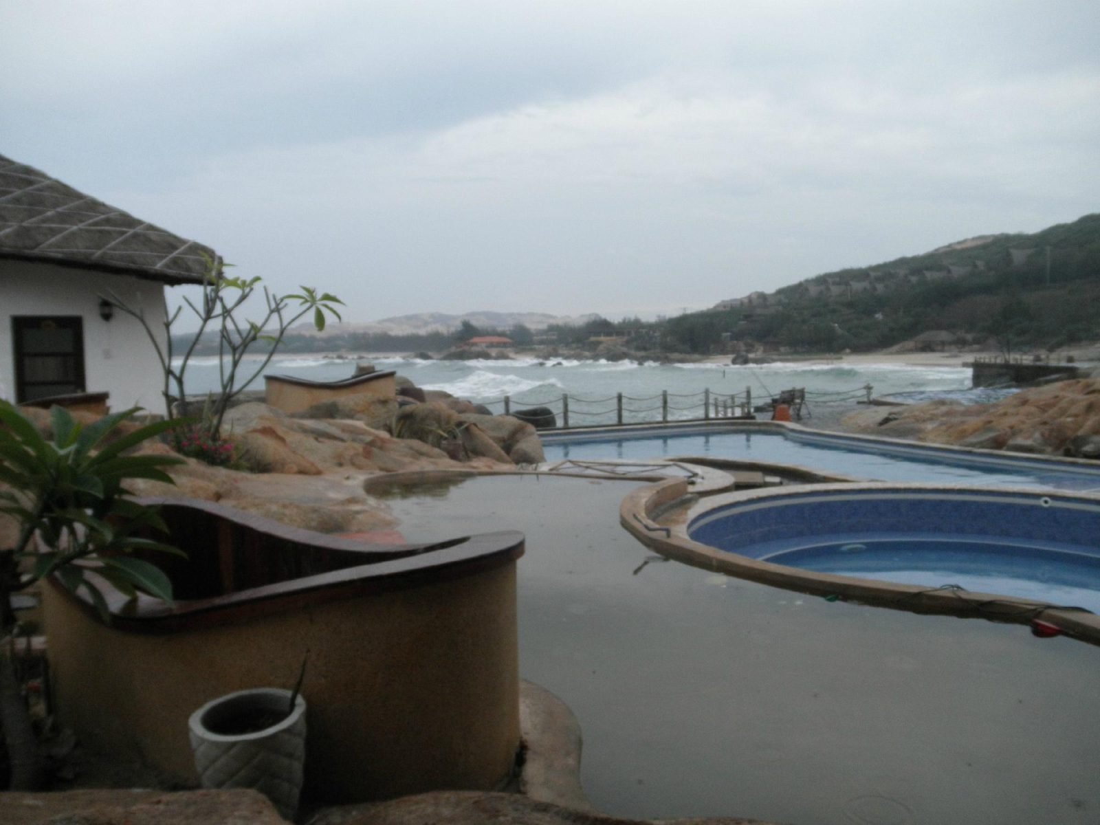 rock garden hotel phan thiet