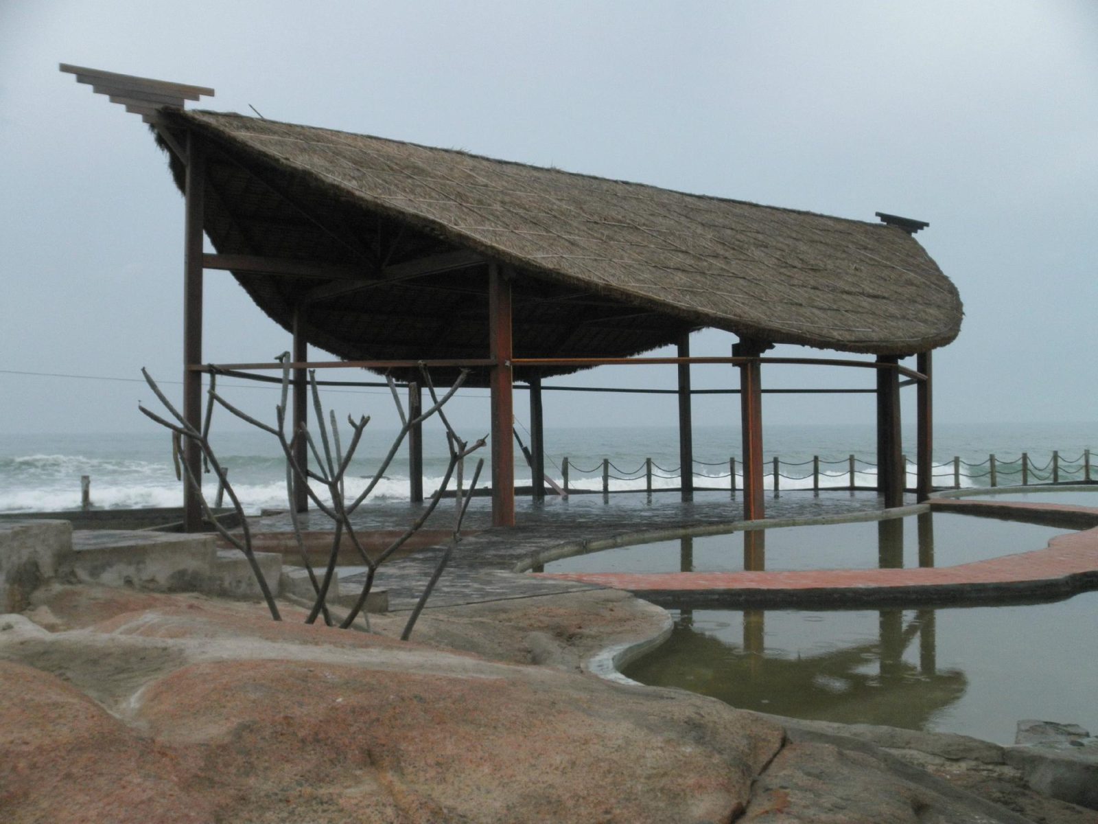 rock garden hotel phan thiet