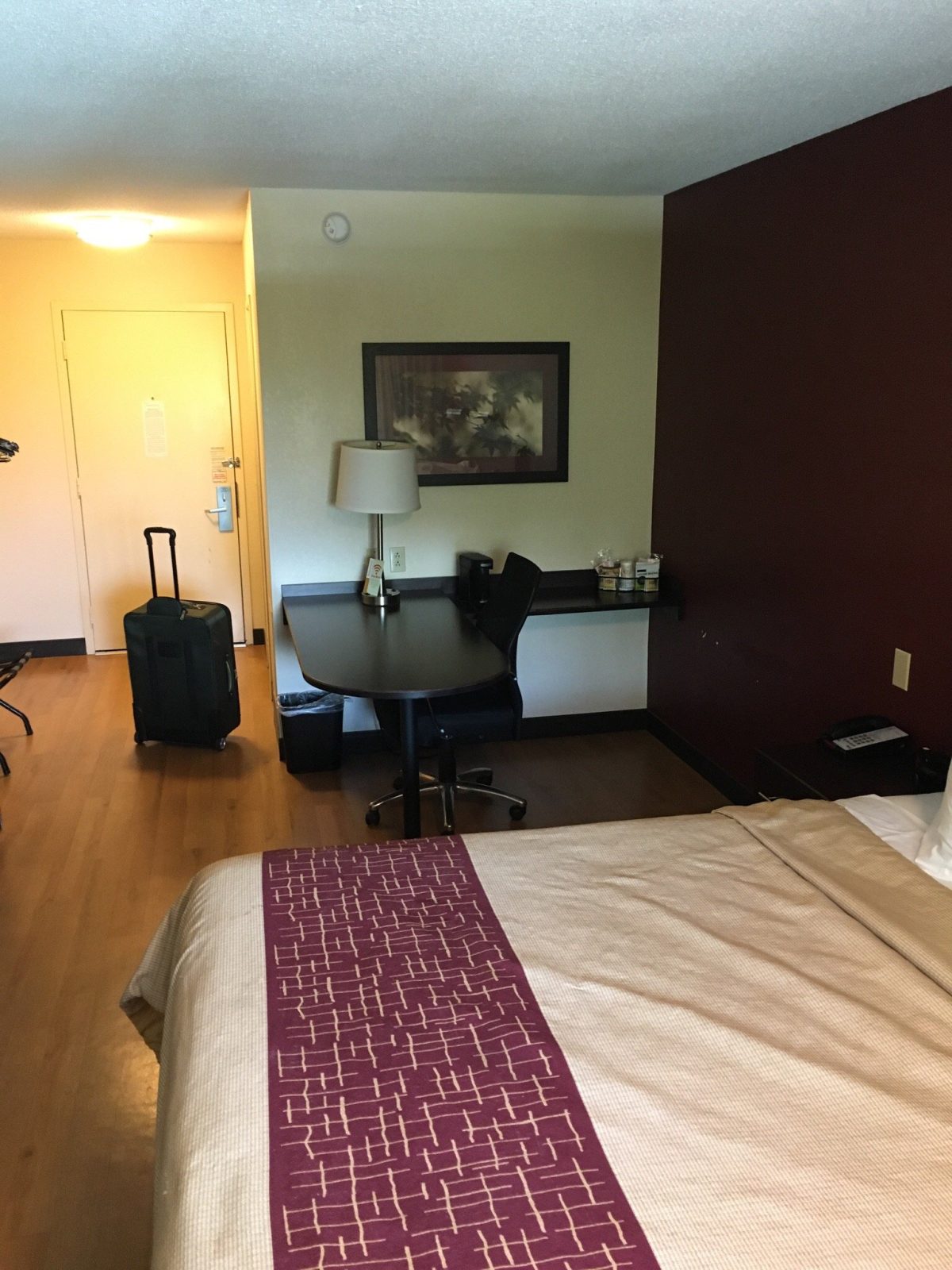 pittsburgh red roof inn