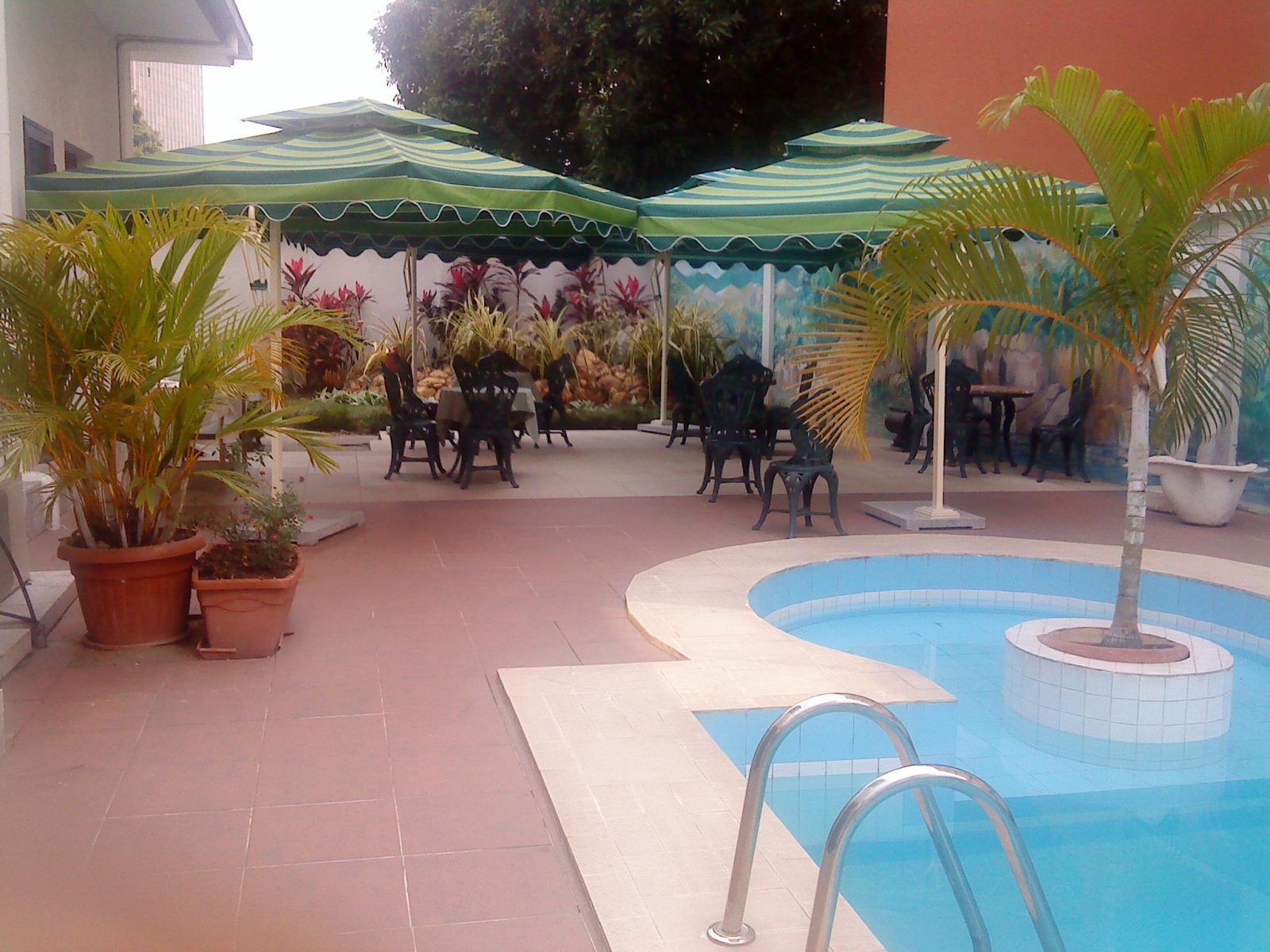 faden house hotel kinshasa