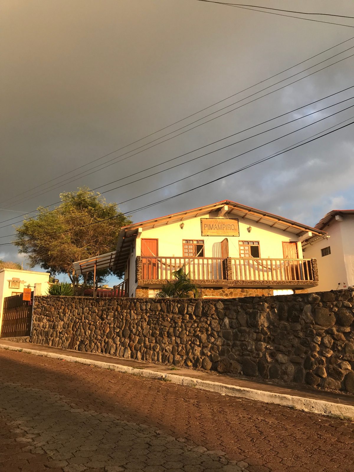 pimampiro hosteria hotel galapagos islands