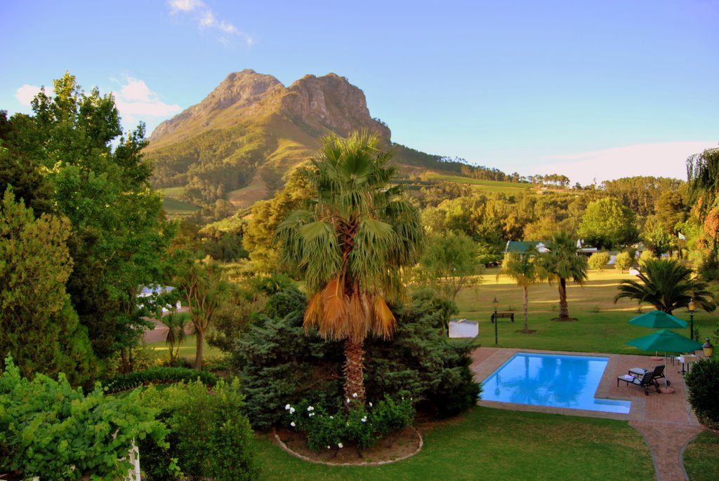 Orange-Ville Guesthouse